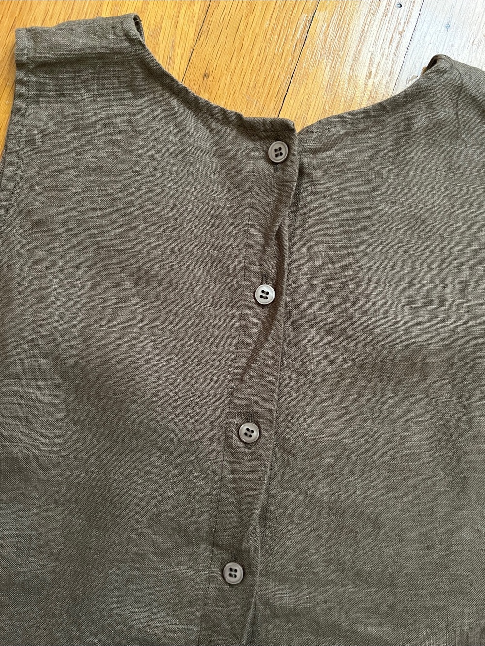 Brown Handmade V-Neck Full Button Linen Sleeveless Blouse Top XS/ S - Picture 9 of 11